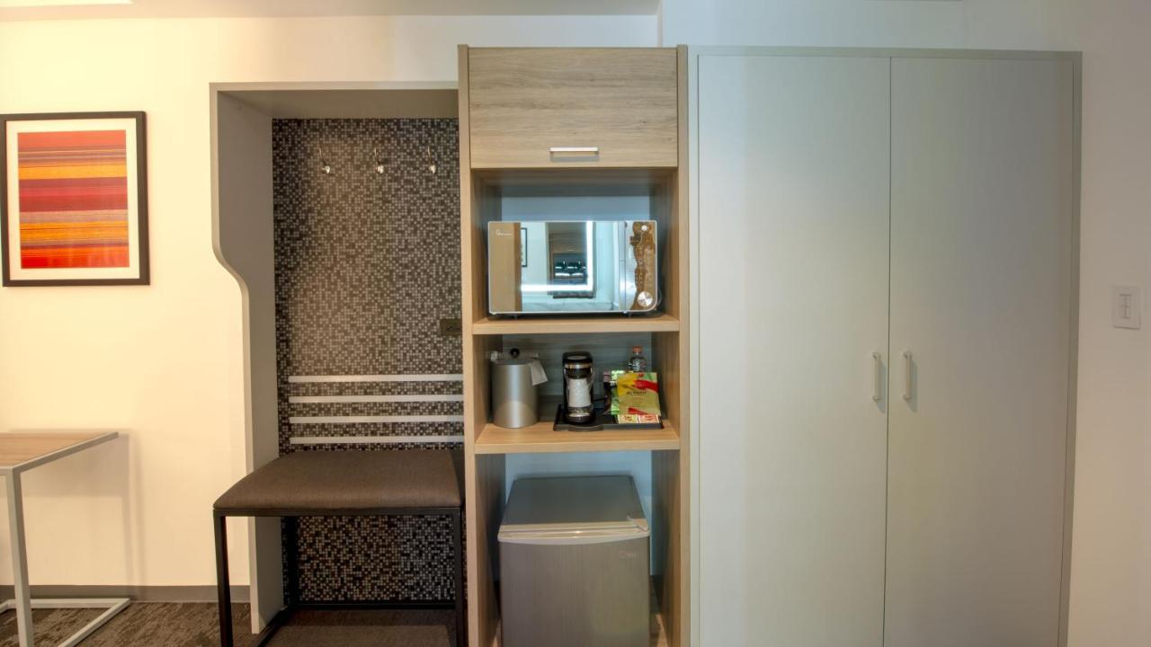 Holiday Inn & Suites - Merida La Isla By Ihg Extérieur photo