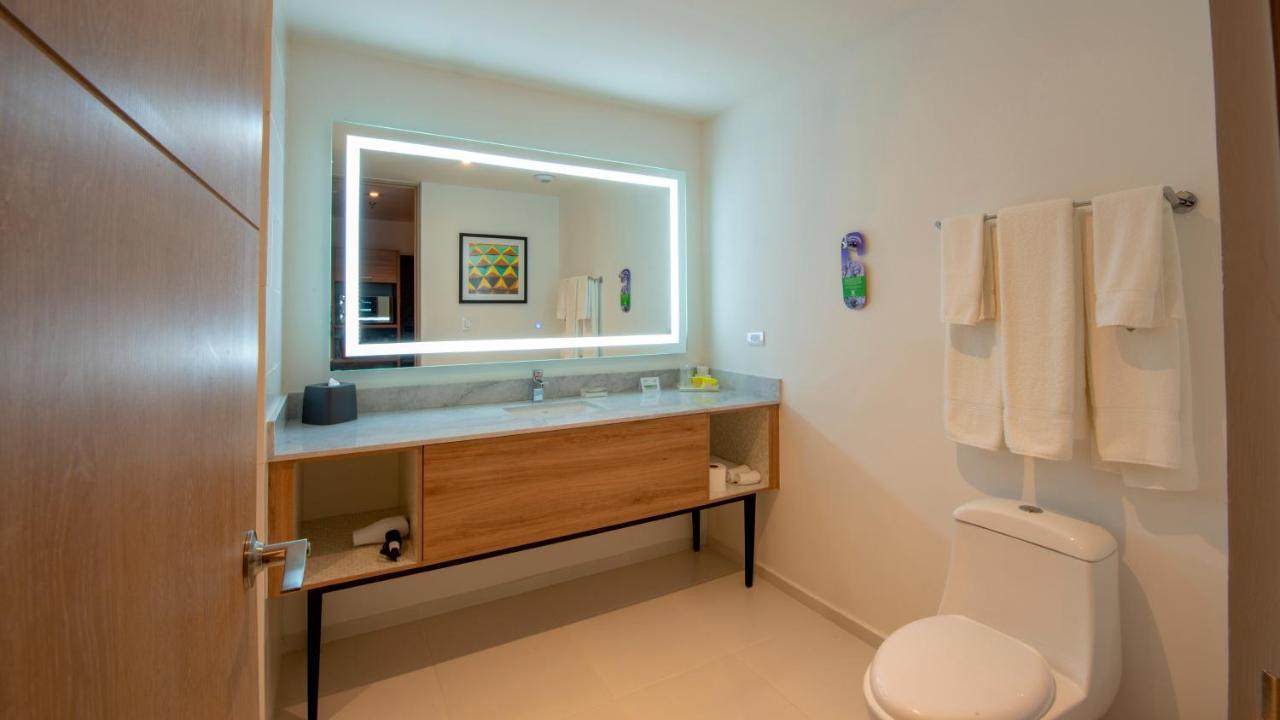 Holiday Inn & Suites - Merida La Isla By Ihg Extérieur photo